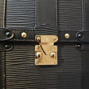 Louis Vuitton Epi Vertical Trunk Pochette